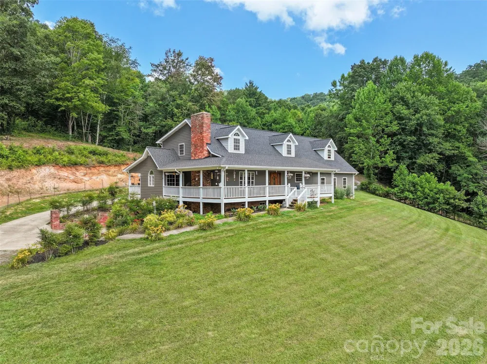 81 Aldens Way Clyde, NC 28721