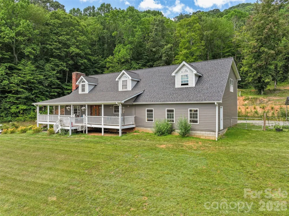 81 Aldens Way Clyde, NC 28721