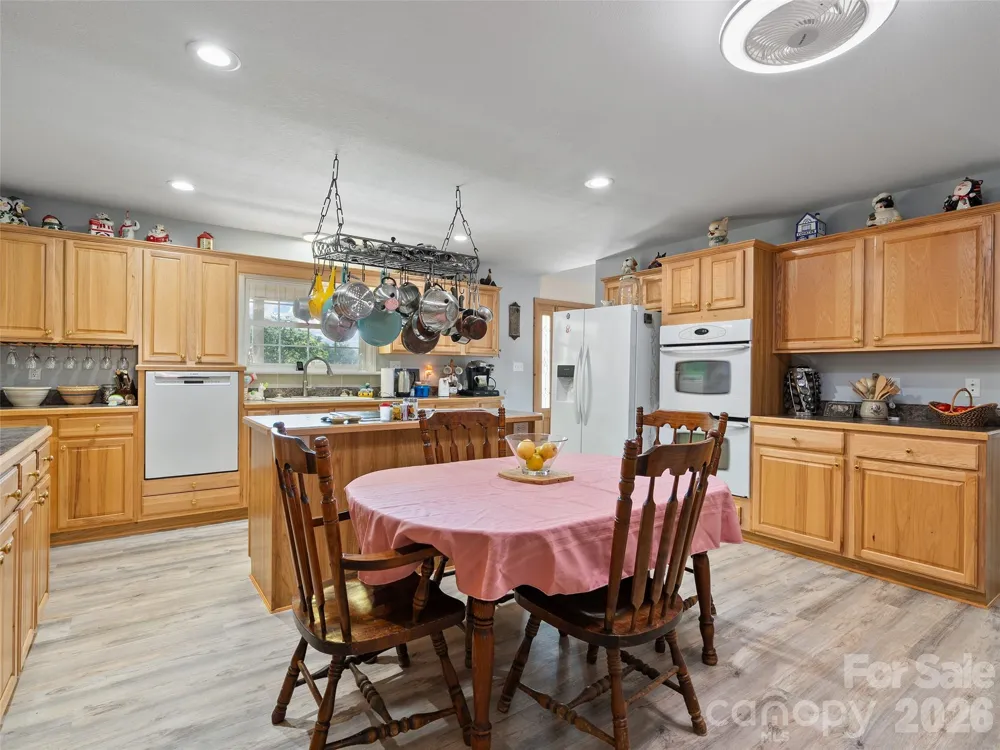 81 Aldens Way Clyde, NC 28721