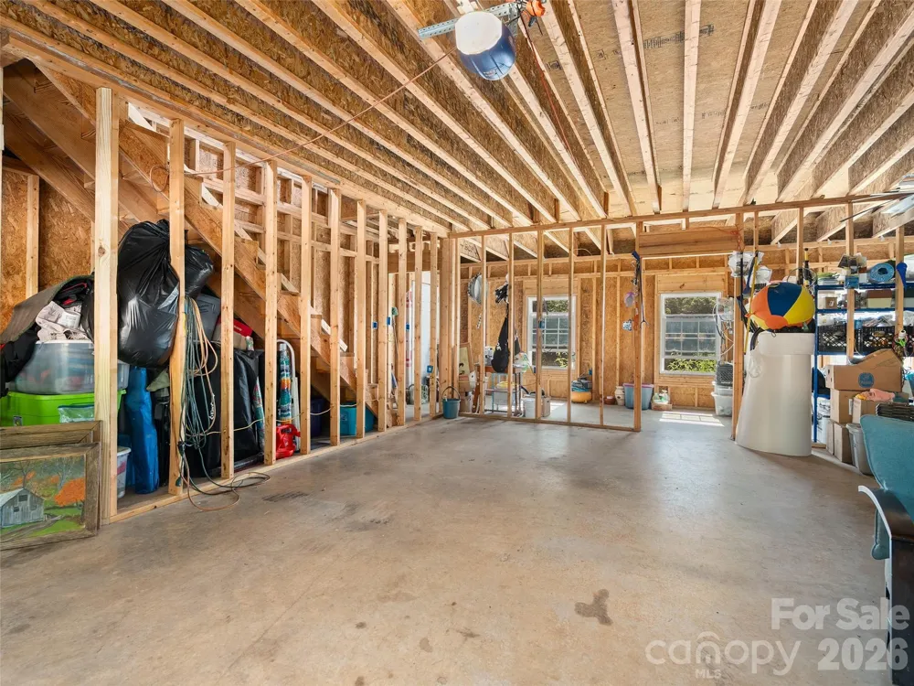 81 Aldens Way Clyde, NC 28721