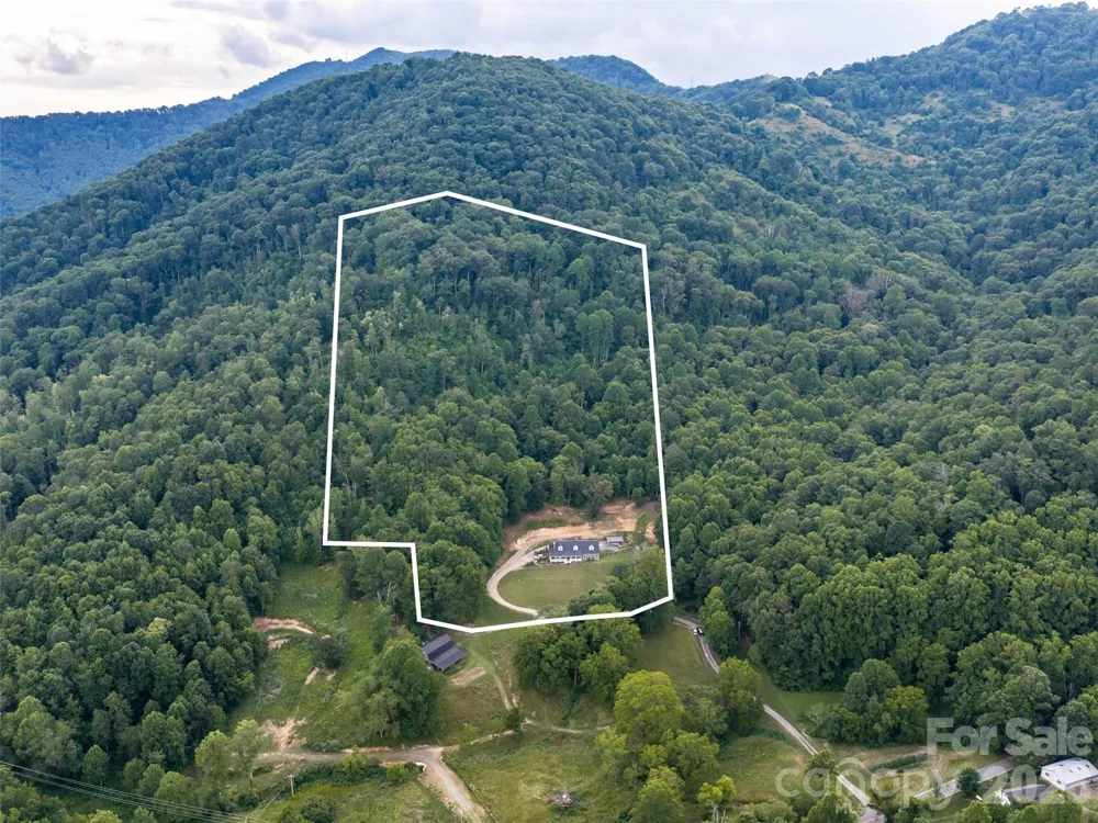 81 Aldens Way Clyde, NC 28721