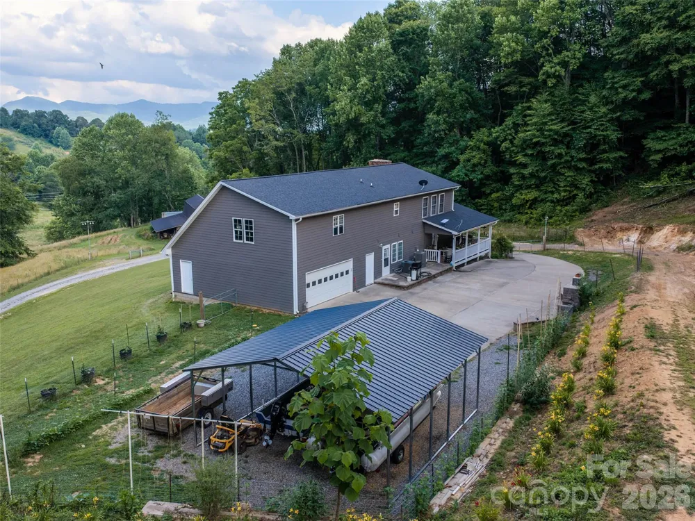81 Aldens Way Clyde, NC 28721