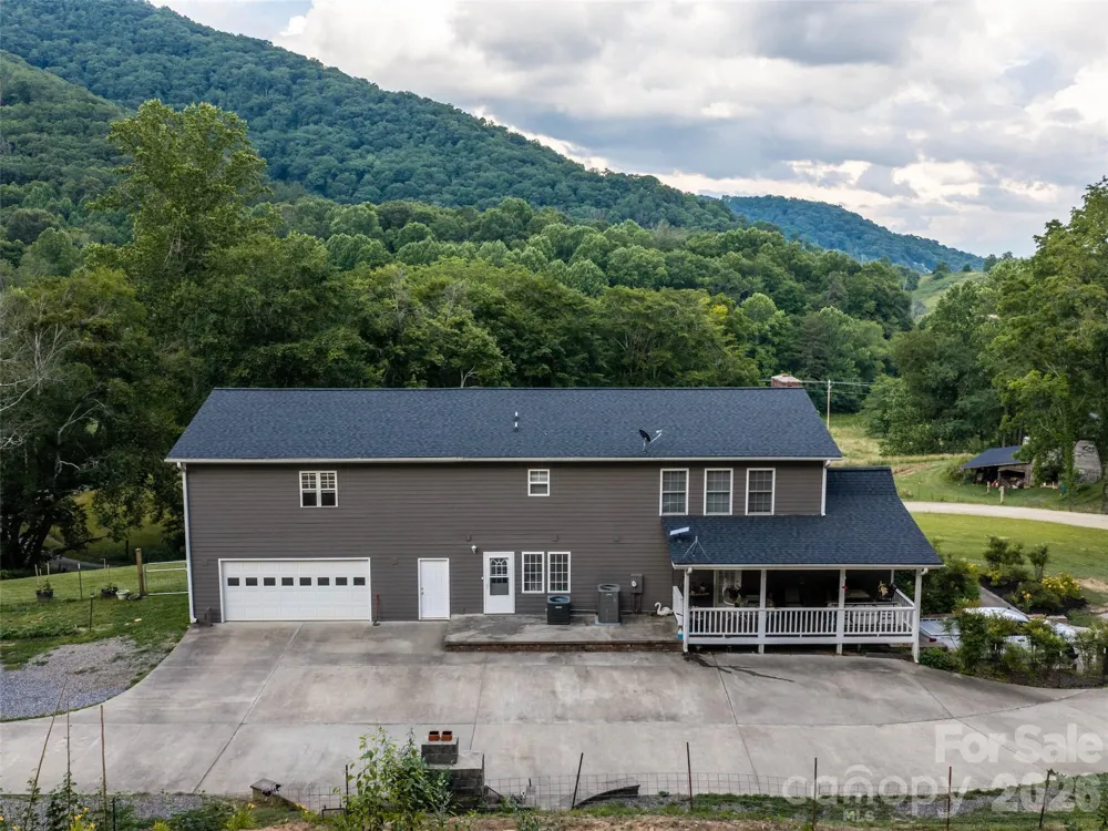 81 Aldens Way Clyde, NC 28721