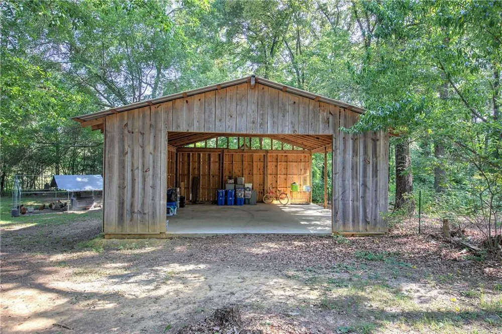 477 Macedonia Road Kingston, GA 30145