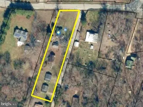 4137 BARRETT PLACE