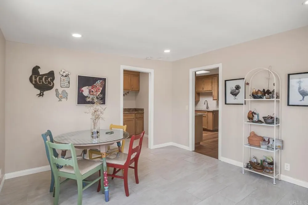 2211 Winterwarm Dr Fallbrook, CA 92028