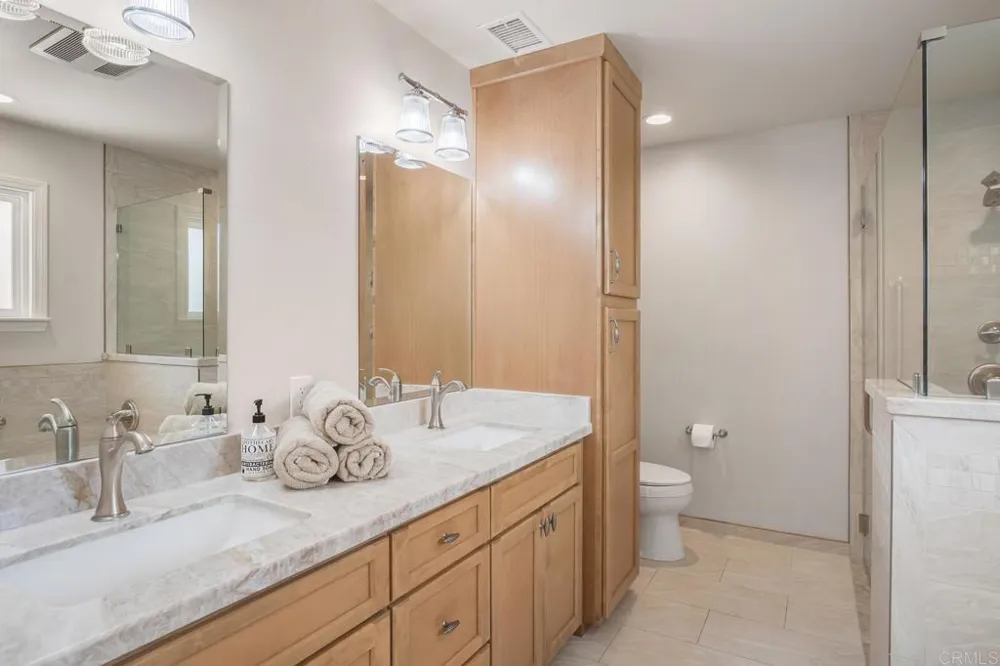 2211 Winterwarm Dr Fallbrook, CA 92028