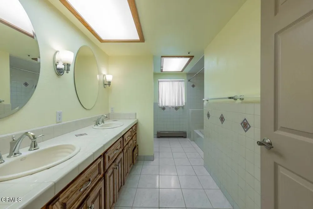 2999 Valley Meadow Drive Oak View, CA 93022