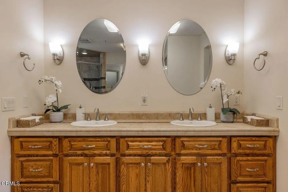 2999 Valley Meadow Drive Oak View, CA 93022