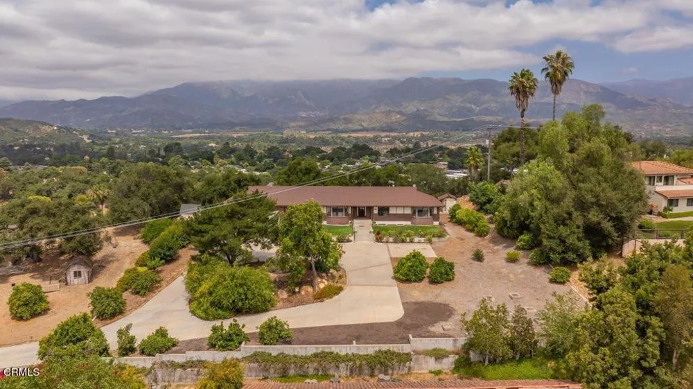 2999 Valley Meadow Drive Oak View, CA 93022