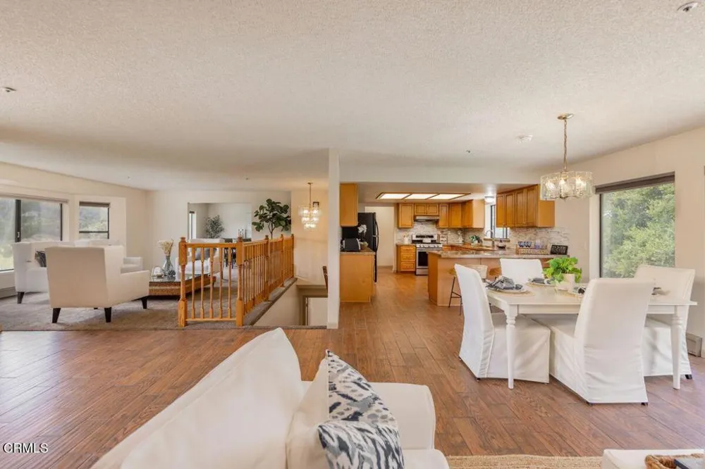 2999 Valley Meadow Drive Oak View, CA 93022