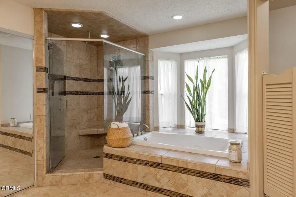 2999 Valley Meadow Drive Oak View, CA 93022