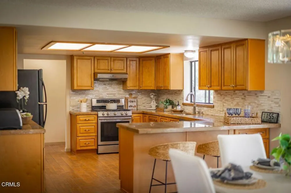 2999 Valley Meadow Drive Oak View, CA 93022