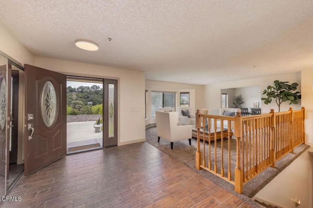 2999 Valley Meadow Drive Oak View, CA 93022