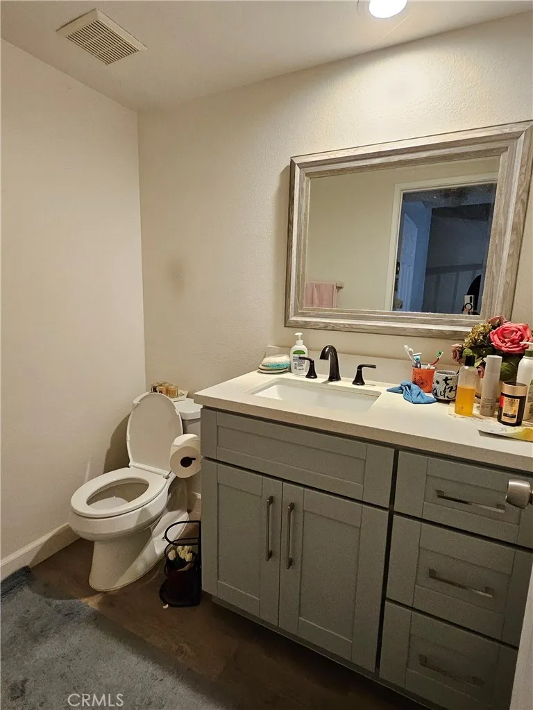 9060 Candlestick Lane Cypress, CA 90630