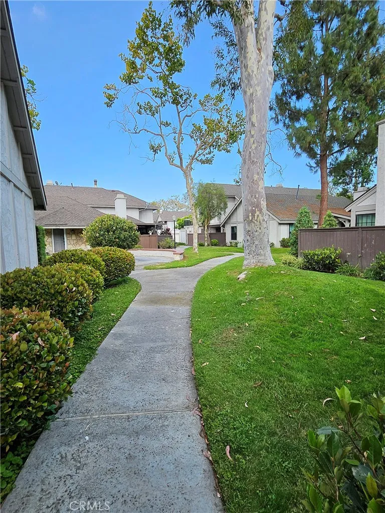 9060 Candlestick Lane Cypress, CA 90630