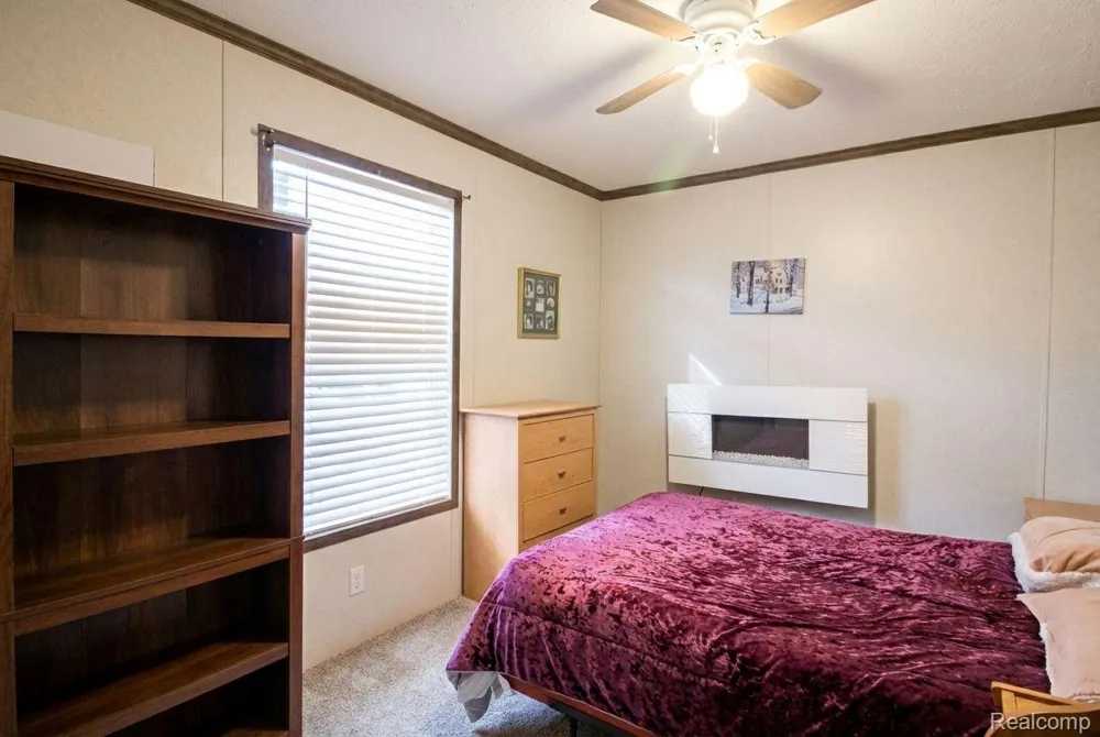 25843 Loudon Brownstown Charter Township, MI 48134