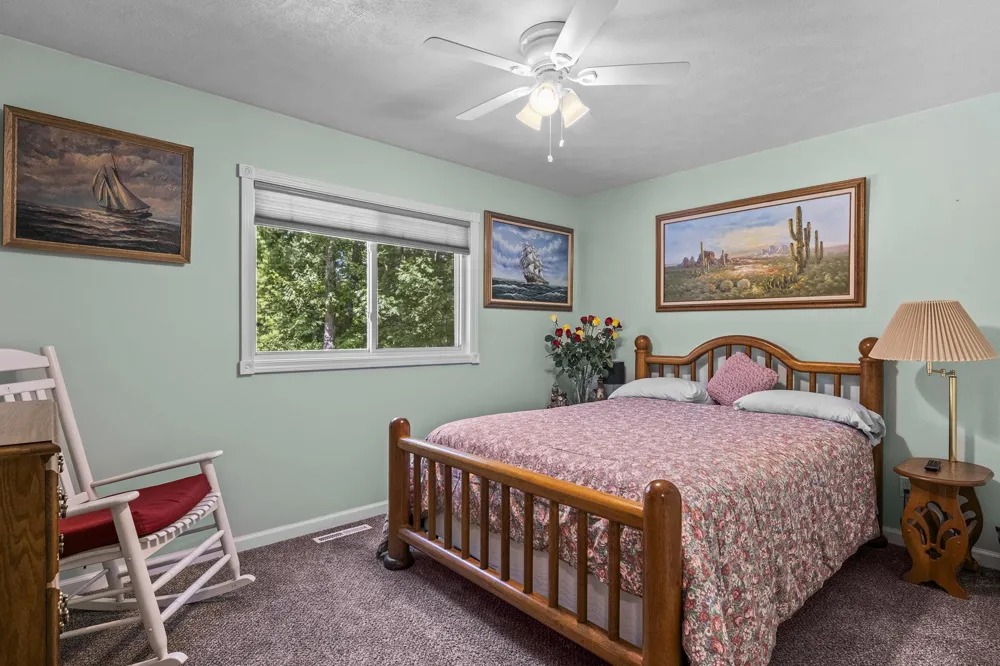 3961 Dogwood Drive East Bay Township, MI 49696