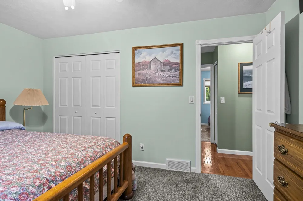 3961 Dogwood Drive East Bay Township, MI 49696