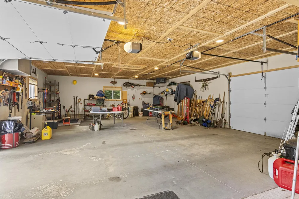 3961 Dogwood Drive East Bay Township, MI 49696