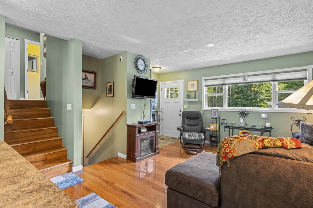 3961 Dogwood Drive East Bay Township, MI 49696