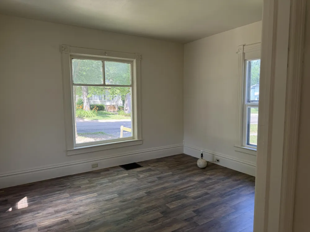 814 Clinton Street Albion, MI 49224