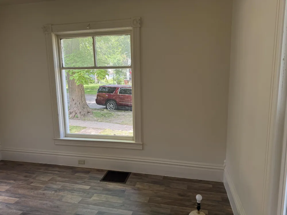 814 Clinton Street Albion, MI 49224
