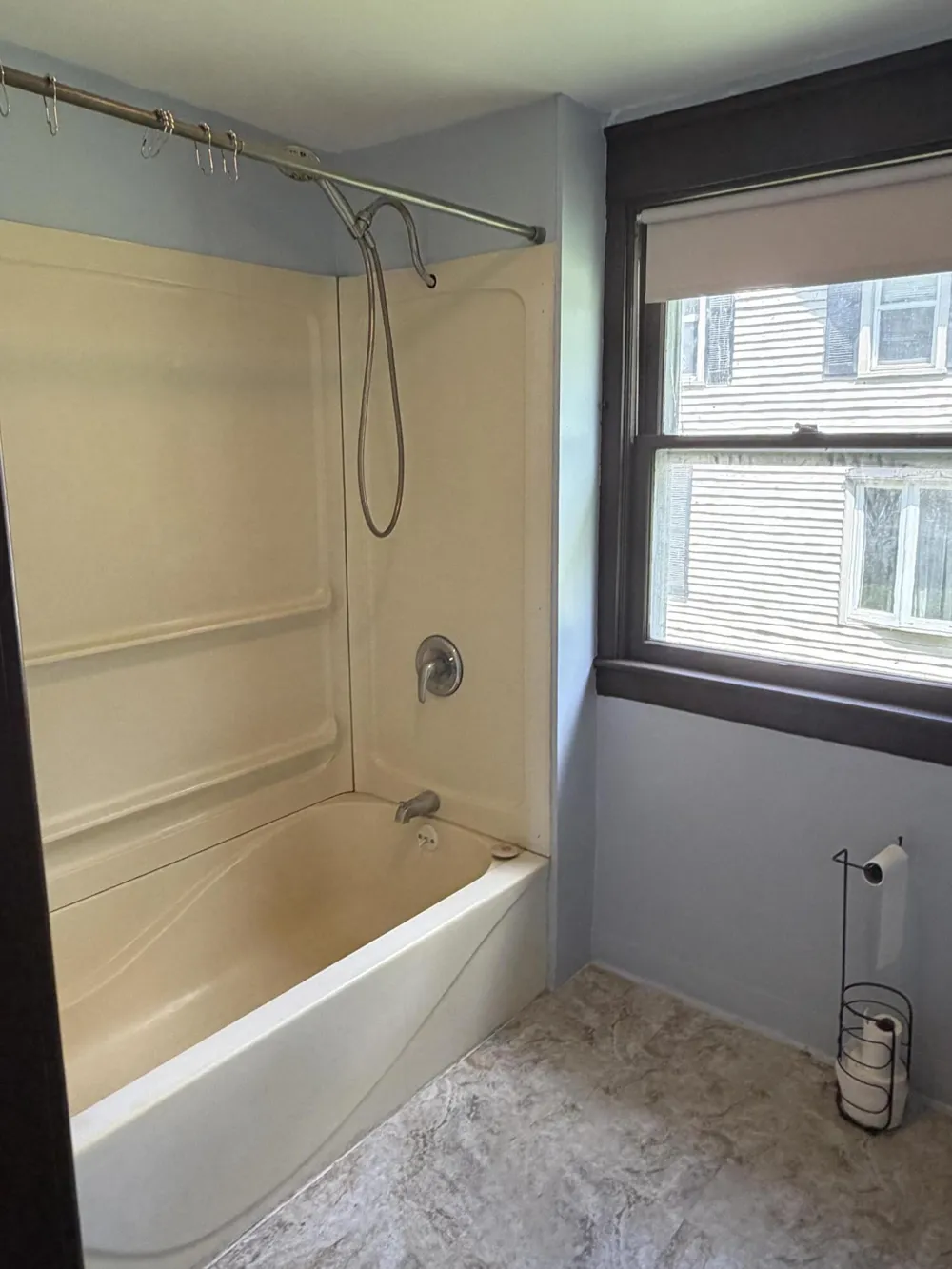 814 Clinton Street Albion, MI 49224