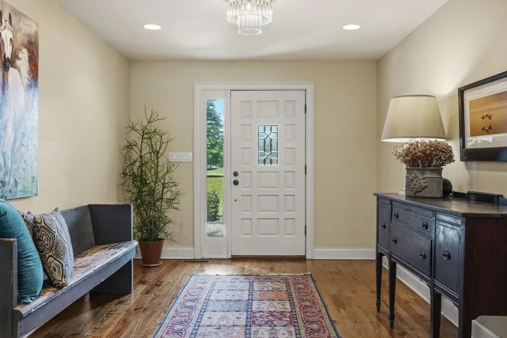 1766 Hunts Ln Bowling Green, KY 42103
