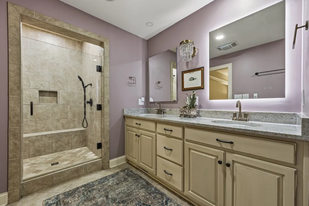 1766 Hunts Ln Bowling Green, KY 42103