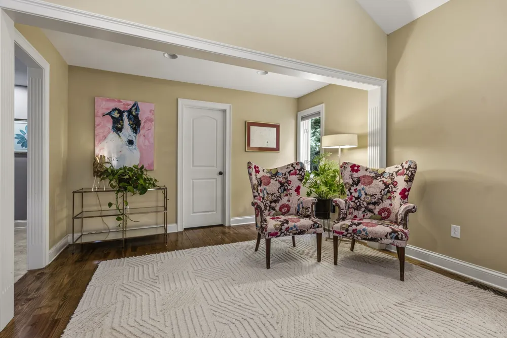 1766 Hunts Ln Bowling Green, KY 42103