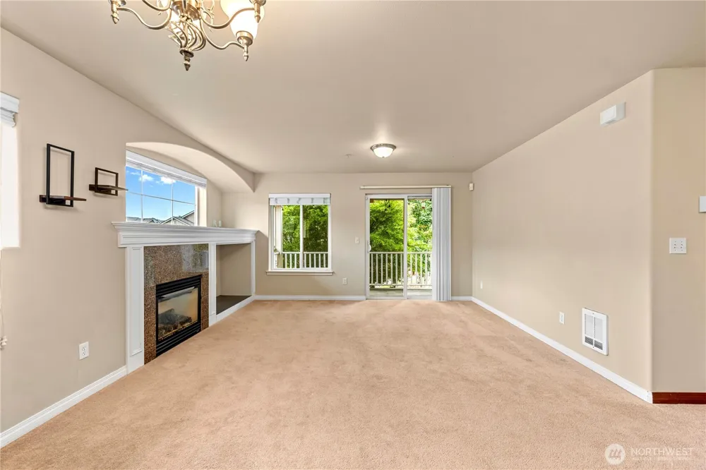 14611 50th Avenue NE #M201 Marysville, WA 98271