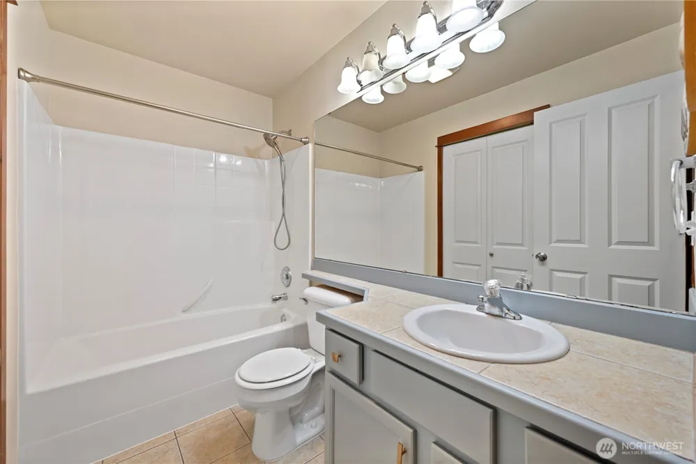 14611 50th Avenue NE #M201 Marysville, WA 98271