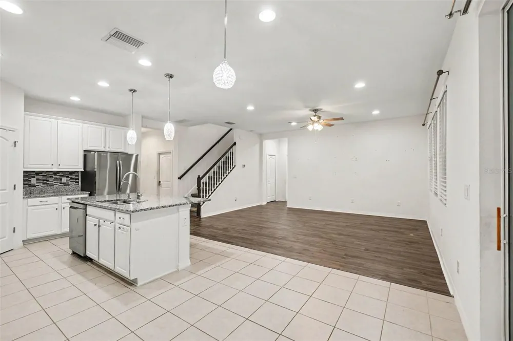 12112 LEDBURY COMMONS DRIVE Gibsonton, FL 33534