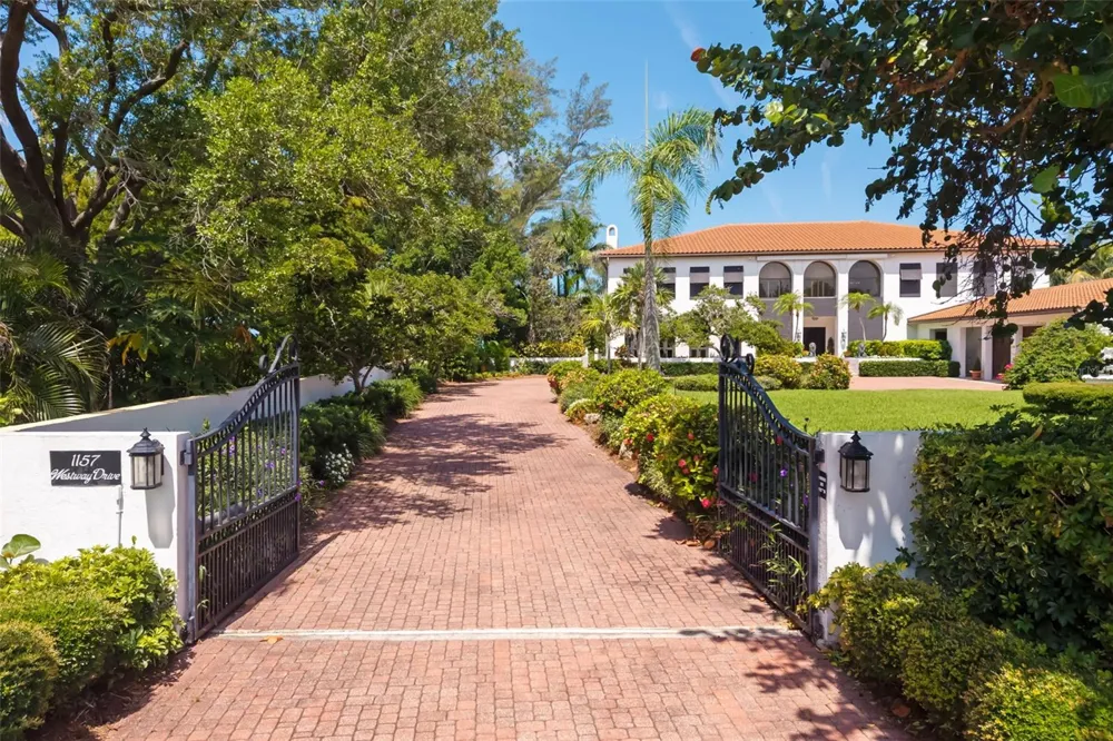 1157 WESTWAY DRIVE Sarasota, FL 34236
