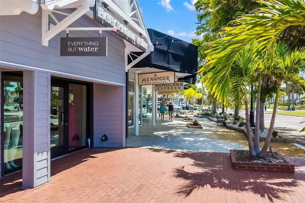 1157 WESTWAY DRIVE Sarasota, FL 34236