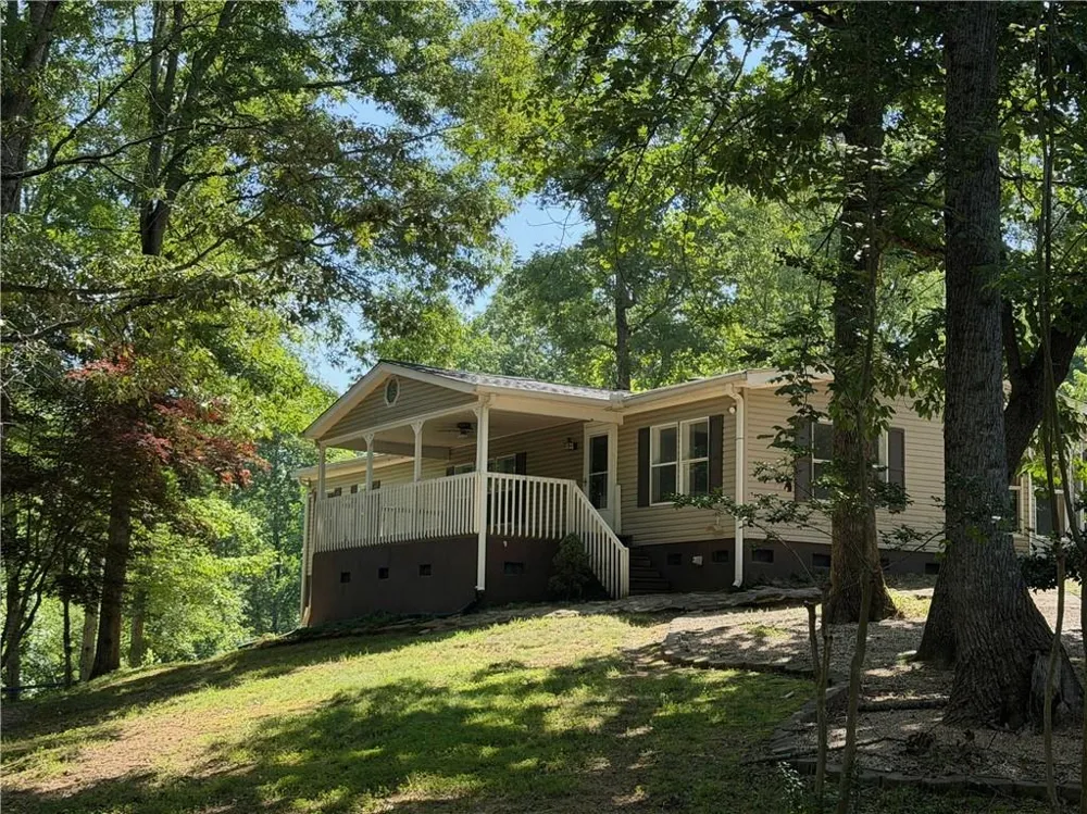 7911 Belton Bridge Road Lula, GA 30554