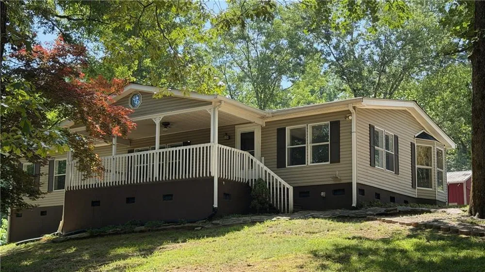 7911 Belton Bridge Road Lula, GA 30554