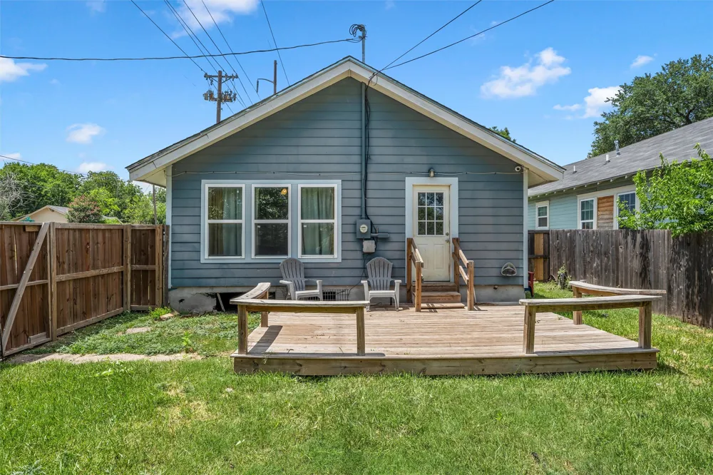 2426 Mckenzie Avenue Waco, TX 76708