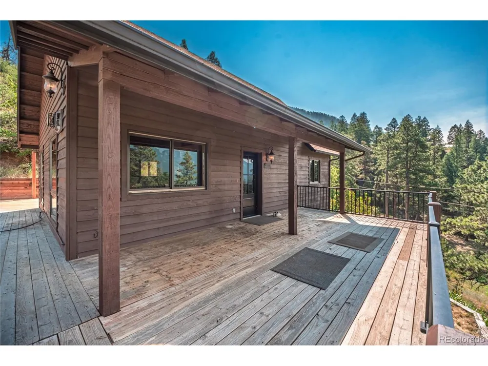 10668 W Highway 24 Green Mountain Falls, CO 80819