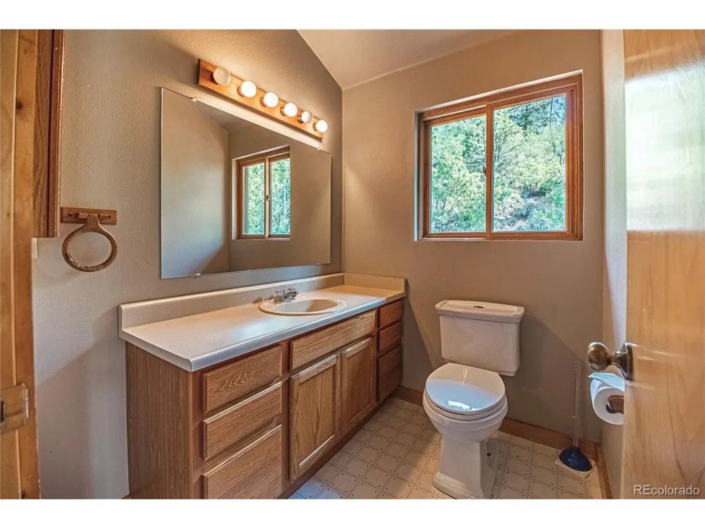 10668 W Highway 24 Green Mountain Falls, CO 80819
