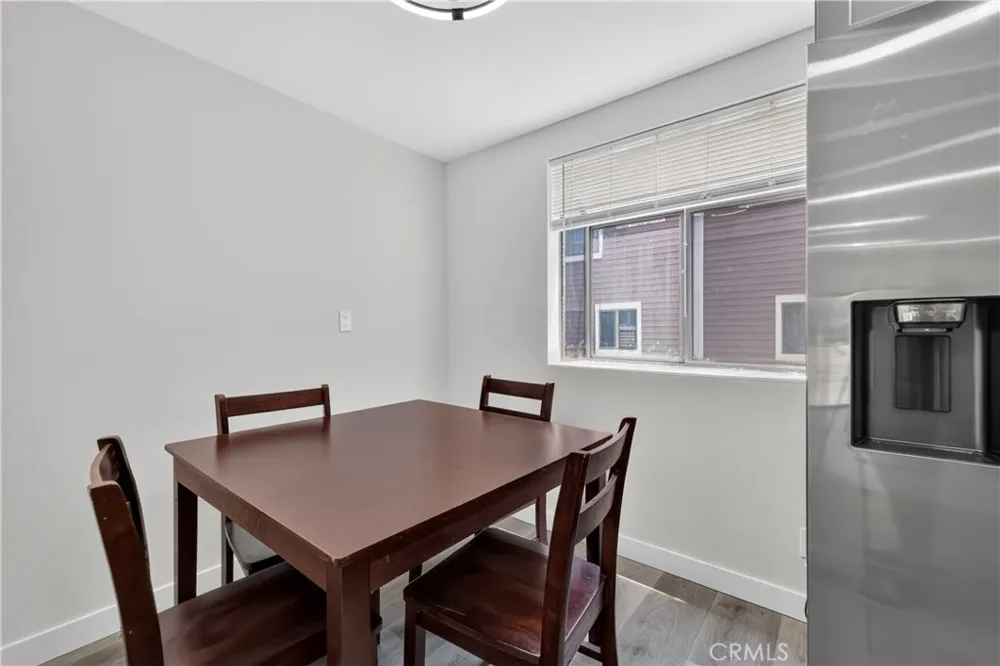 15125 Nordhoff #20 North Hills, CA 91343