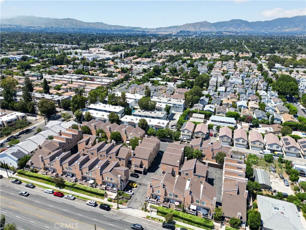 15125 Nordhoff #20 North Hills, CA 91343