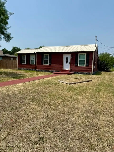 1313 Tyler Street Beeville, TX 78102