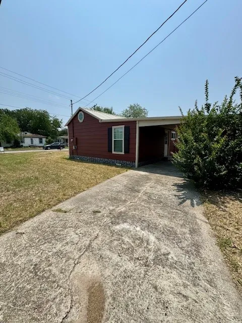 1313 Tyler Street Beeville, TX 78102
