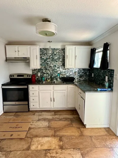 1313 Tyler Street Beeville, TX 78102