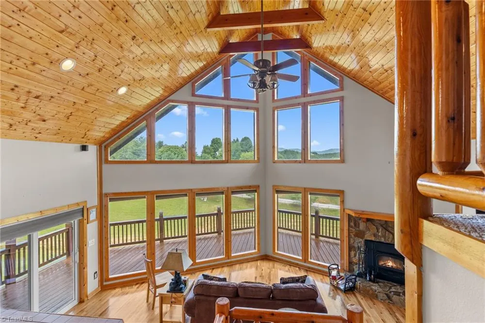 285 Black Bear Ridge Road Sparta, NC 28675