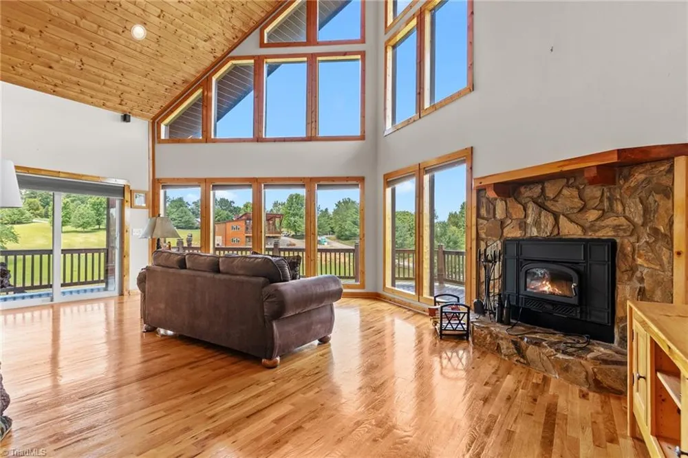 285 Black Bear Ridge Road Sparta, NC 28675