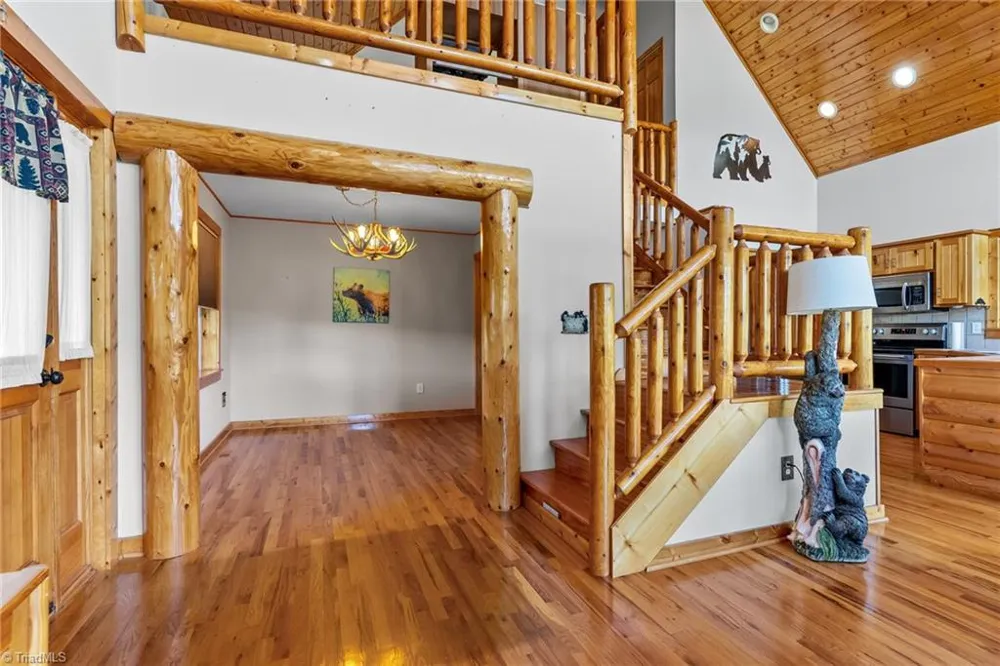 285 Black Bear Ridge Road Sparta, NC 28675