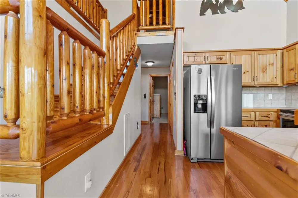 285 Black Bear Ridge Road Sparta, NC 28675